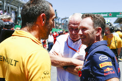 Cyril Abiteboul, directeur général Renault Sport F1 Team, Helmut Marko, Consultant, Red Bull Racing, Christian Horner, Team Principal, Red Bull Racing