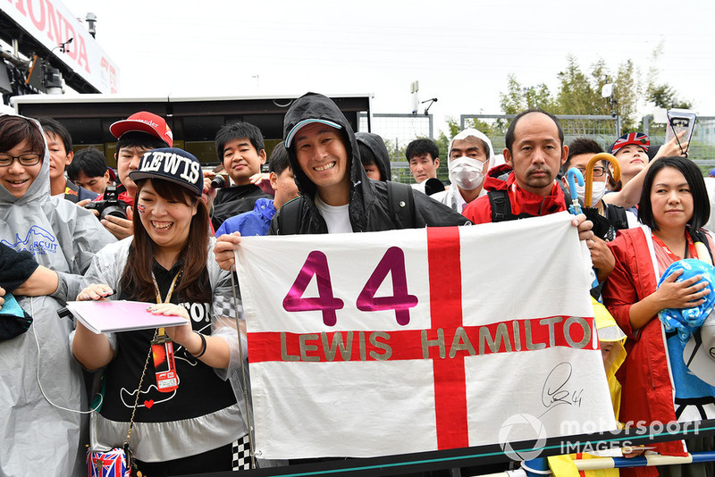Tifosi di Lewis Hamilton, Mercedes AMG F1