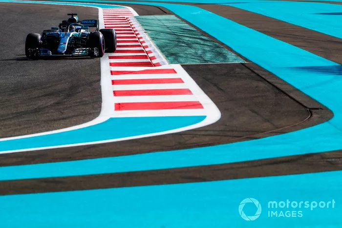 Lewis Hamilton, Mercedes AMG F1 W09 EQ Power+
