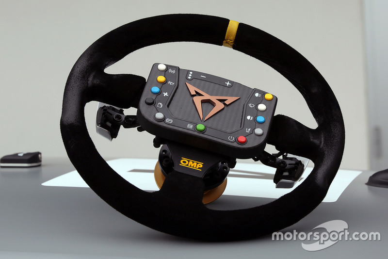 Cupra Leon TCR SEQ, volante
