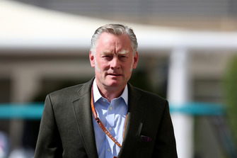 Sean Bratches, Formula 1 Ticari haklar Direktörü