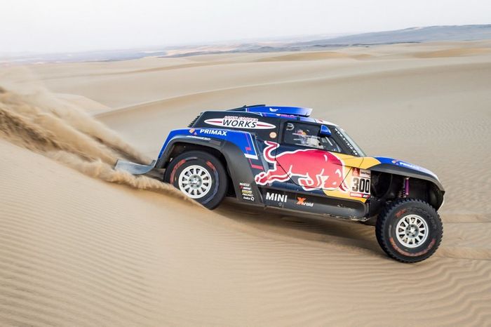#300 X-Raid Mini JCW Team: Carlos Sainz, Lucas Cruz