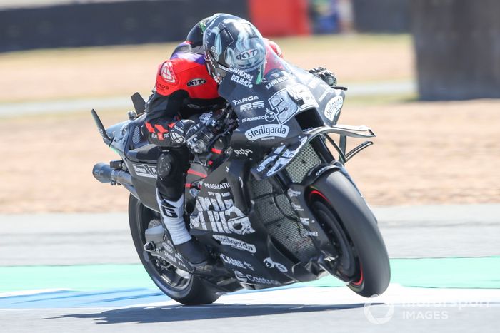 Lorenzo Savadori, Aprilia Racing