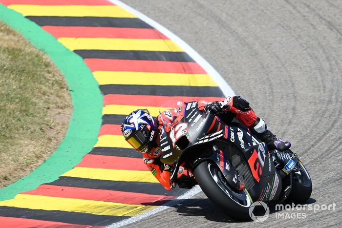 Maverick Viñales, Aprilia Racing Team