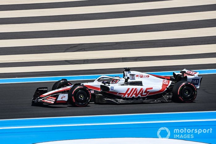 Kevin Magnussen, Haas VF-22