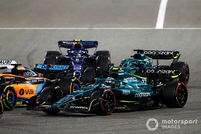 Nico Hulkenberg, Aston Martin AMR22, Daniel Ricciardo, McLaren MCL36, Lance Stroll, Aston Martin AMR22, Nicholas Latifi, Williams FW44