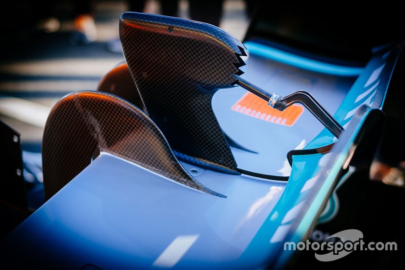 Detalle del DRS del Mercedes AMG F1 W10