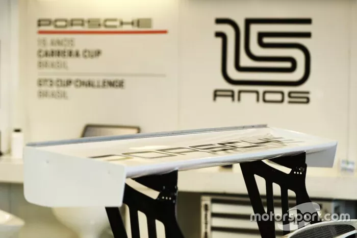 Gurney na Porsche Cup