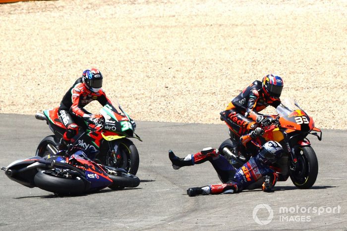 Caída Miguel Oliveira, Red Bull KTM Tech 3