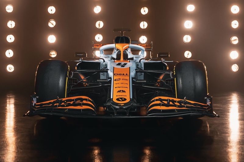 McLaren MCL35M con nueva decoración Gulf