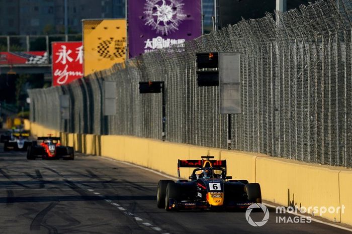 Jüri Vips, Hitech Grand Prix