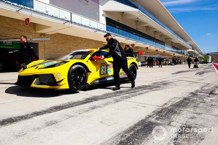 #63 Corvette Racing, Chevrolet Corvette C8.R - Jan Magnussen, Mike Rockenfeller 