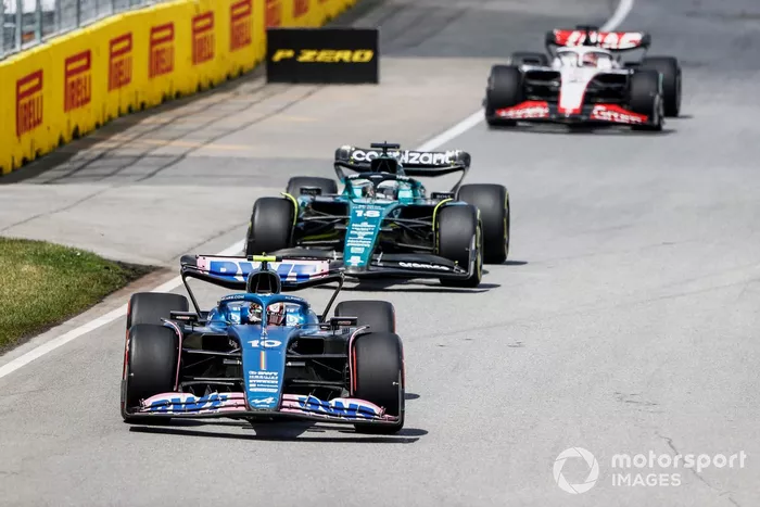 Pierre Gasly, Alpine A523, Lance Stroll, Aston Martin AMR23, Kevin Magnussen, Haas VF-23