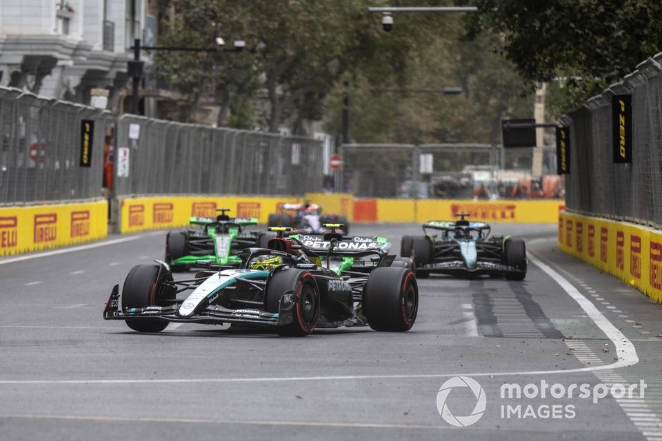 Lewis Hamilton, Mercedes F1 W15, Zhou Guanyu, Stake F1 Team KICK Sauber C44, Lance Stroll, Aston Martin AMR24, Valtteri Bottas, Stake F1 Team KICK Sauber C44