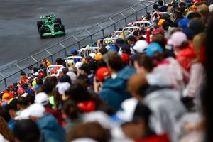 Zhou Guanyu, Stake F1 Team Kick Sauber C44