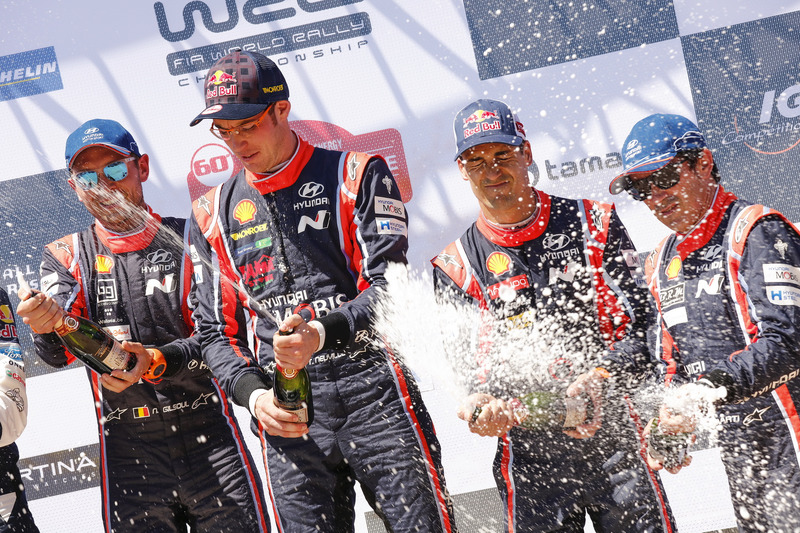 Winners Thierry Neuville, Nicolas Gilsoul, Hyundai i20 Coupe WRC, Hyundai Motorsport