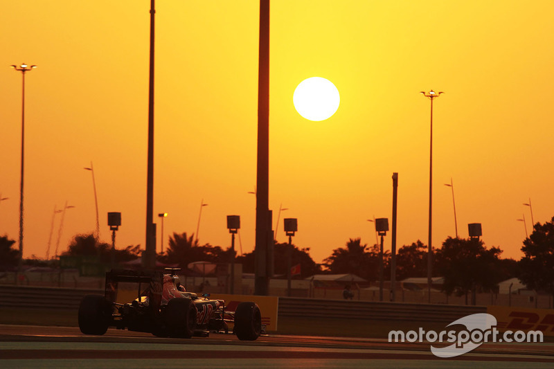 17. Даниил Квят, Scuderia Toro Rosso STR11