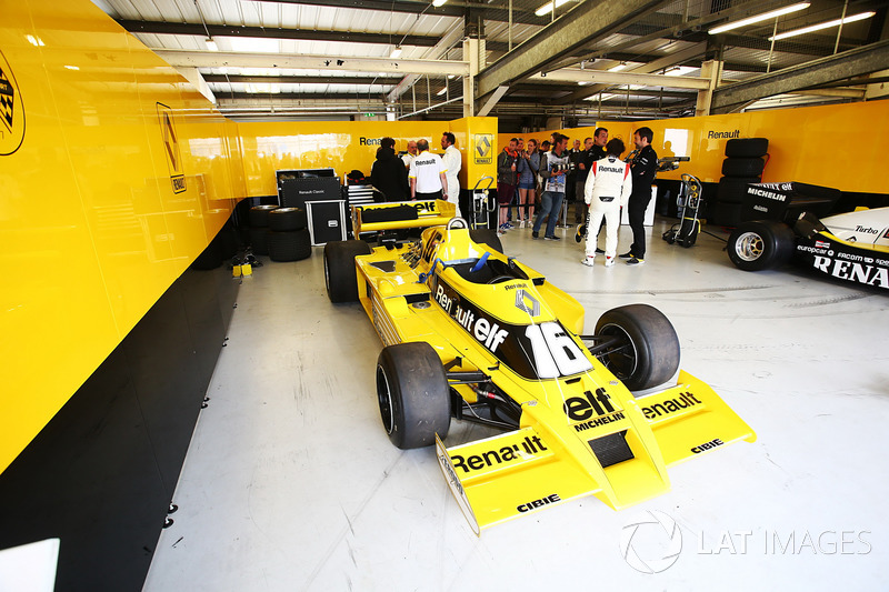 Renault Sport F1 Team: René Arnoux, Franck Montagny