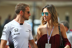 Jenson Button, McLaren mit seiner Freundin Brittny Ward