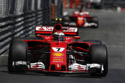 Кімі Райкконен, Ferrari SF70H, Себастьян Феттель, Ferrari SF70H