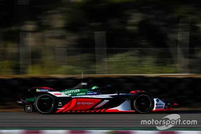 Audi e-tron FE06