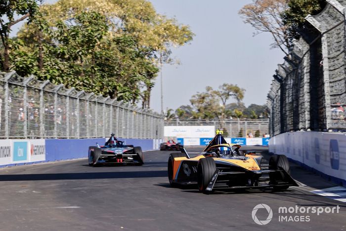 Jake Hughes, McLaren, e-4ORCE 04, Dan Ticktum, NIO 333 FE Team, NIO 333 ER9
