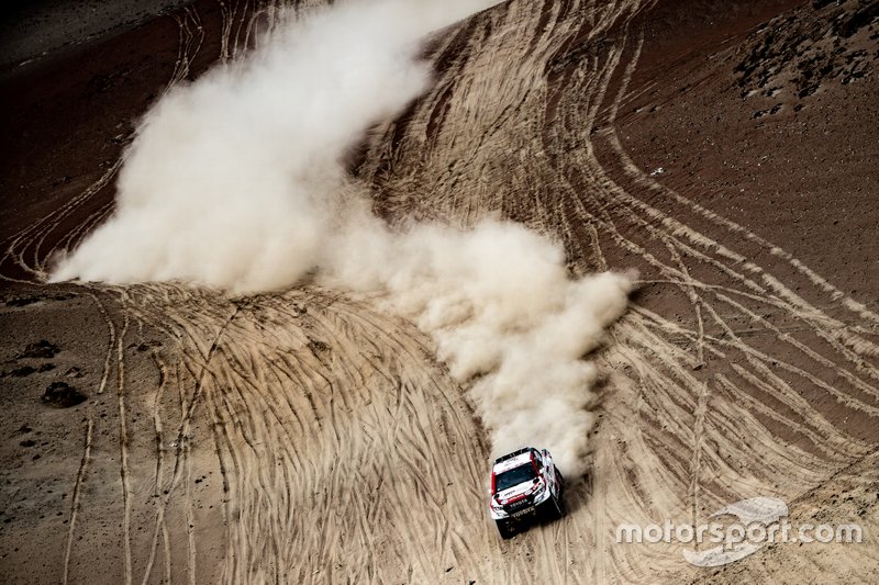 #302 Toyota Gazoo Racing Toyota Hilux: Giniel de Villiers, Dirk von Zitzewitz