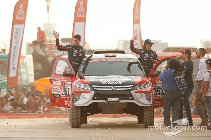 #351 Mitsubishi: Cristina Gutierrez, Pablo Moreno Huete