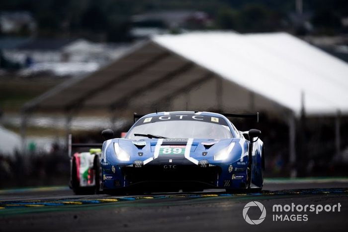 #89 Risi Competizione, Ferrari 488 GTE: Pipo Derani, Oliver Jarvis, Jules Gounon 