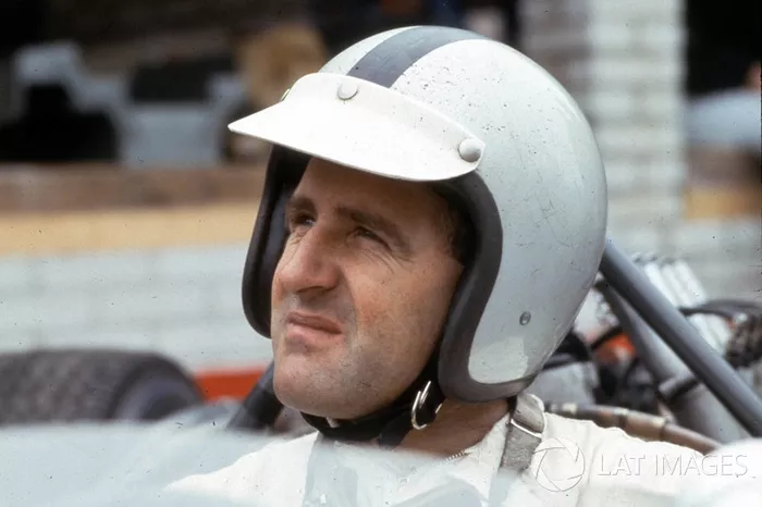 Denny Hulme - Un título (1967)