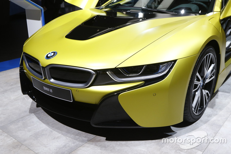 BMW i8