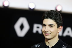 Esteban Ocon, Renault F1 Team test driver
