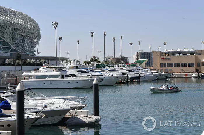 Barcos y Marina