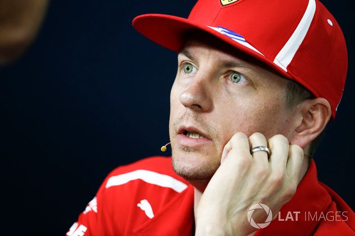 Kimi Raikkonen, Ferrari, en la conferencia de prensa