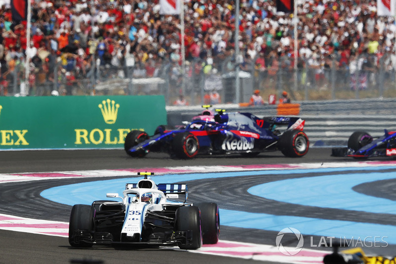 Sergey Sirotkin, Williams FW41, y Pierre Gasly, Toro Rosso STR13