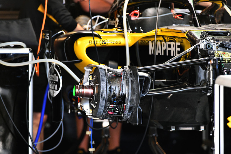 Renault Sport F1 Team R.S. 18 ön fren detay