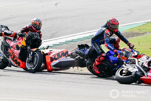 Jack Miller, Red Bull KTM Factory Racing, Fabio Quartararo, Yamaha Factory Racing, Brad Binder, Red Bull KTM Factory Racing Crash