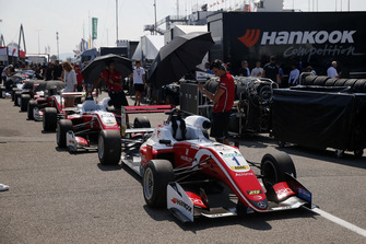 Guanyu Zhou, PREMA Theodore Racing Dallara F317 - Mercedes-Benz