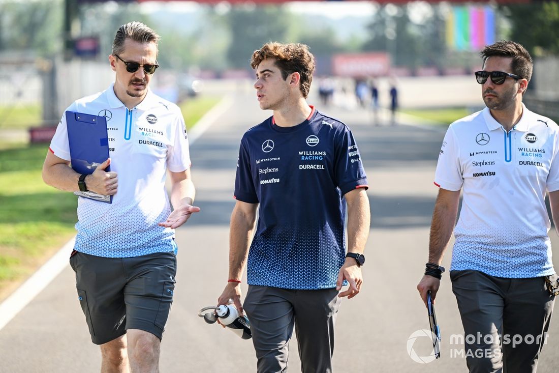 Franco Colapinto, Williams Racing, anda na pista 
