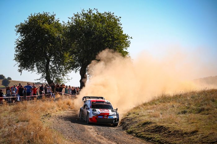 Kalle Rovanpera, Jonne Halttunen, Toyota Gazoo Racing WRT Toyota GR Yaris Rally1