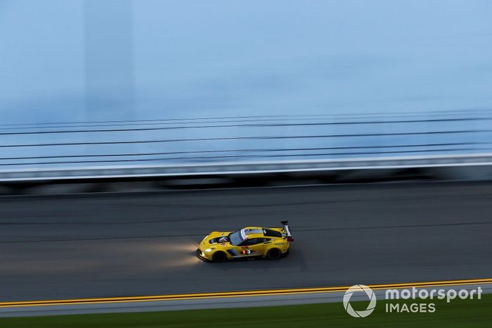 #3 Corvette Racing Corvette C7.R, GTLM: Jan Magnussen, Antonio Garcia, Mike Rockenfeller