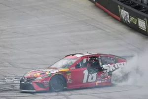Race Winner Kyle Busch, Joe Gibbs Racing, Toyota Camry Skittles