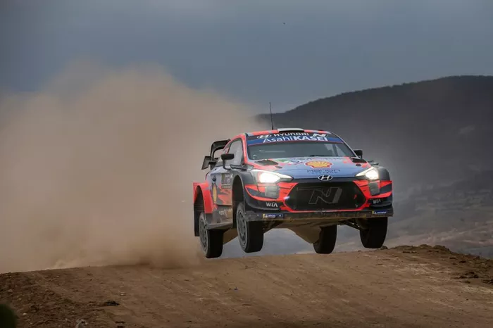 Ott Tänak, Martin Järveoja, Hyundai Motorsport Hyundai i20 Coupe WRC