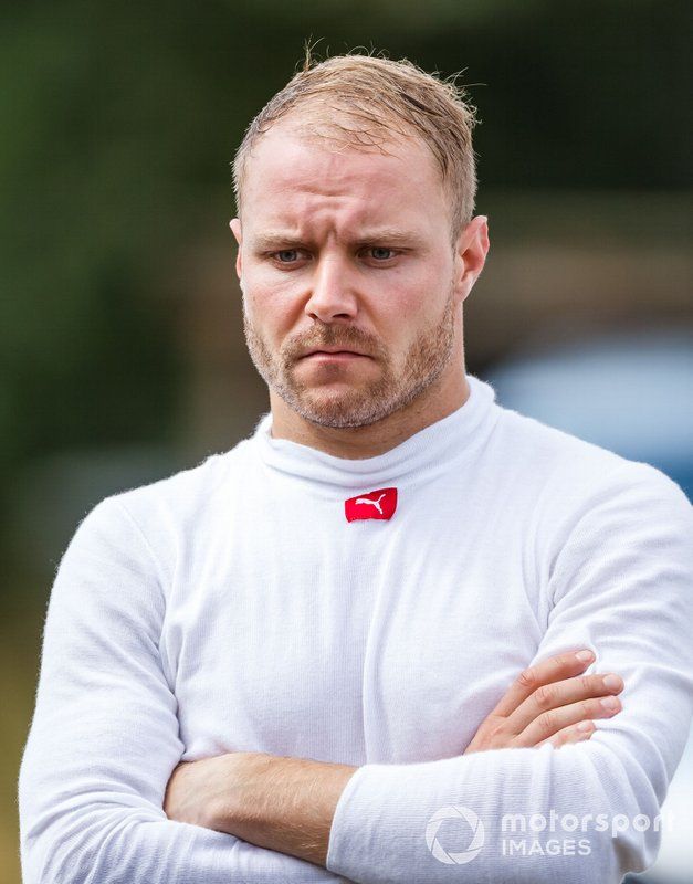 Valtteri Bottas prova la Ford Fiesta WRC del team M-Sport