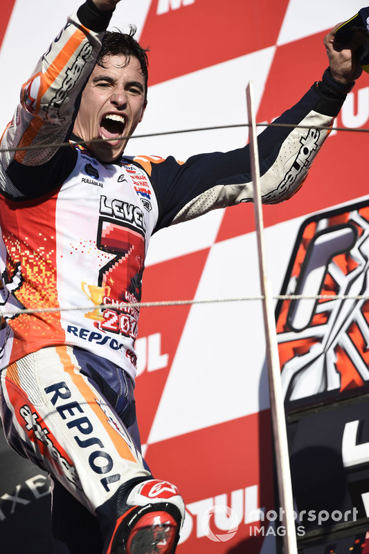 Podio: il vincitore della gara Marc Marquez, Repsol Honda Team
