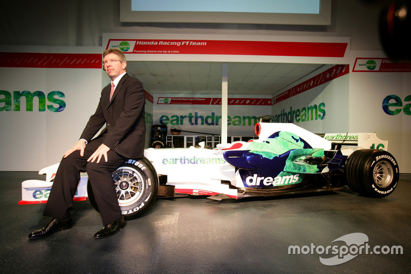 Ross Brawn, team principal, Honda Racing F1 Team, avec la RA108