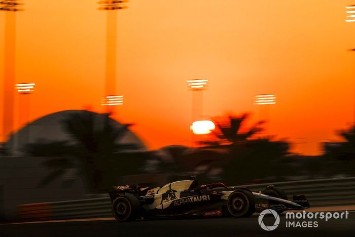 Nyck de Vries, AlphaTauri AT04