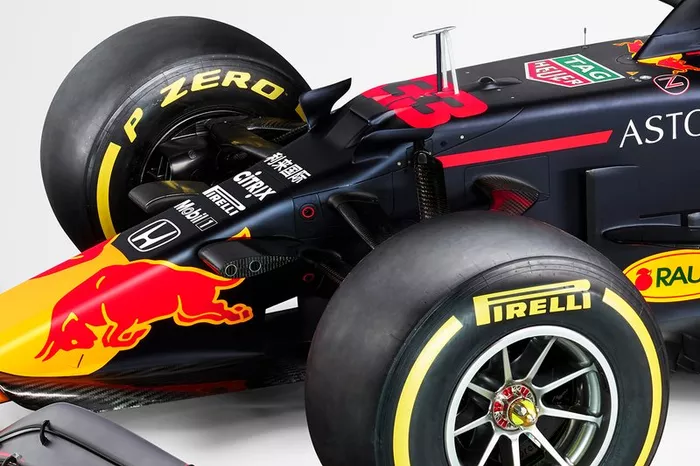 Red Bull Racing: RB16