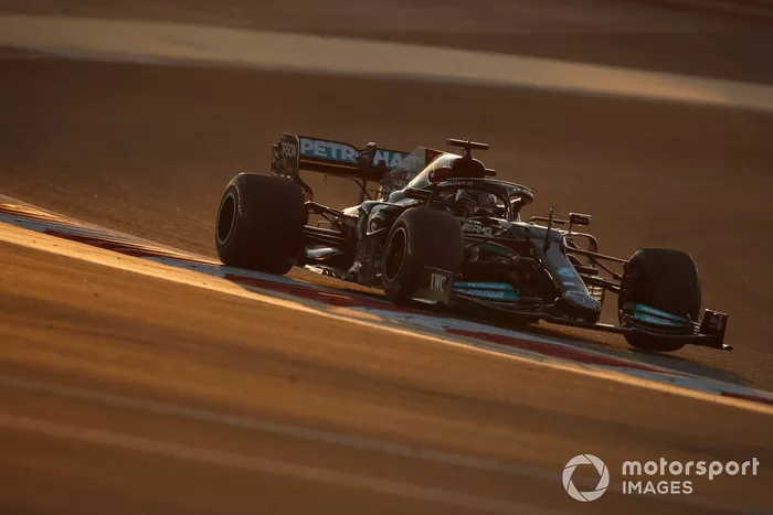 Lewis Hamilton, Mercedes W12 