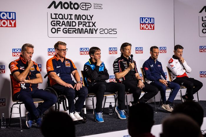Herve Poncharal, Team principal Red Bull KTM Tech 3, Pit Beirer, Head of KTM Motorsport, Davide Brivio, Team principal Trackhouse Racing, Massimo Rivola, Team principal Aprilia Racing, Alberto Puig, Honda HRC Team manager, Lucio Cecchinello, Team principa